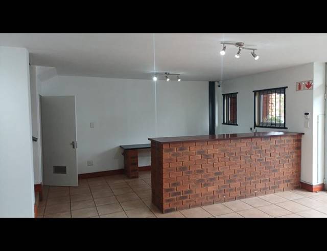 INDUSTRIAL PROPERTY TO RENT IN HENNOPSPARK